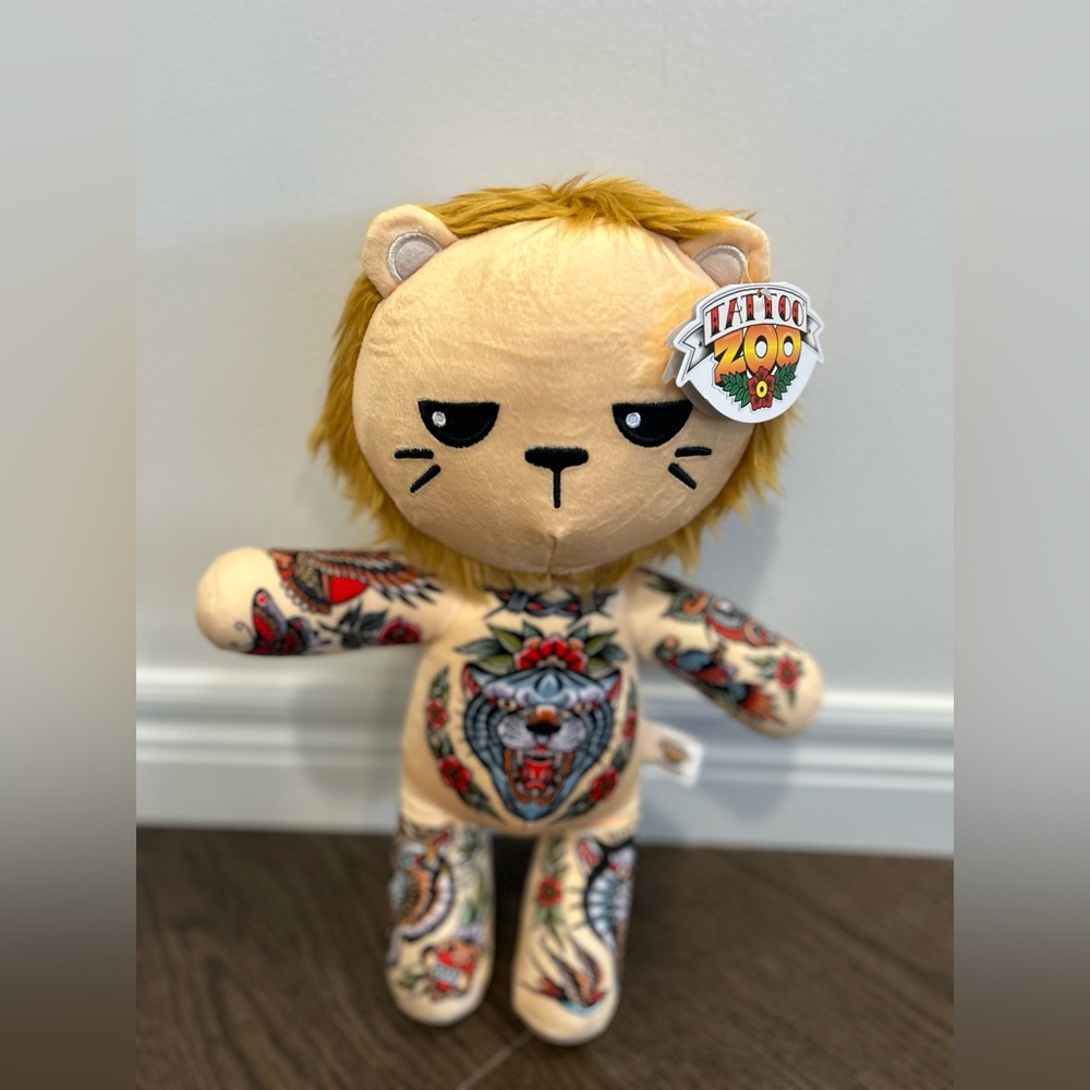 Lion Plush - Cream and Brown